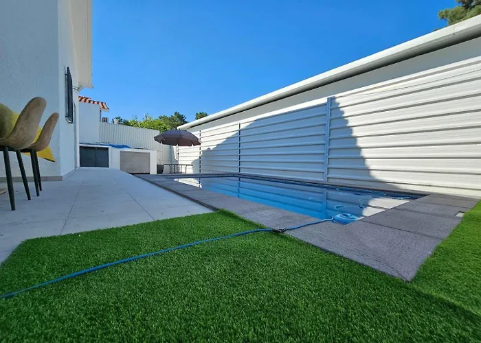 度假居 Belverde With Pool