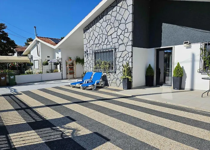 Belverde With Pool 度假居 *