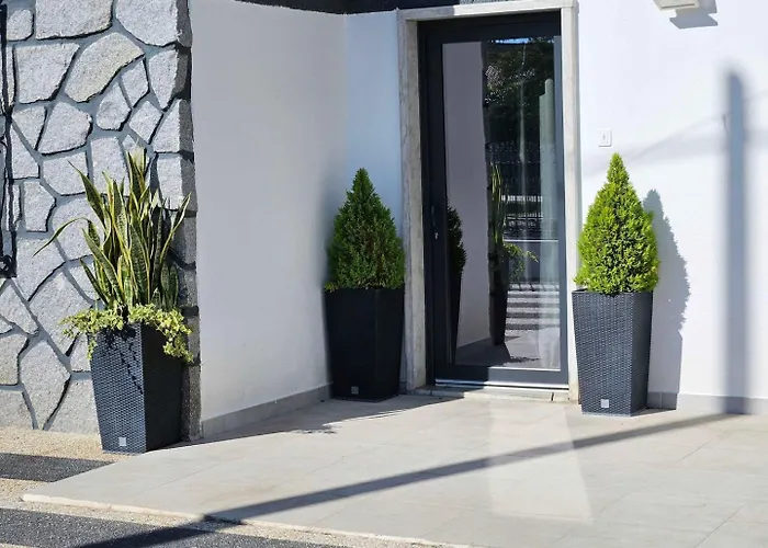 Belverde With Pool 度假居 *